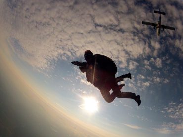Saut en parachute à Montréal