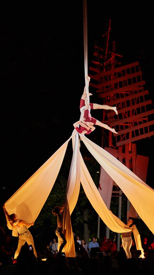 Montréal Complètement Cirque