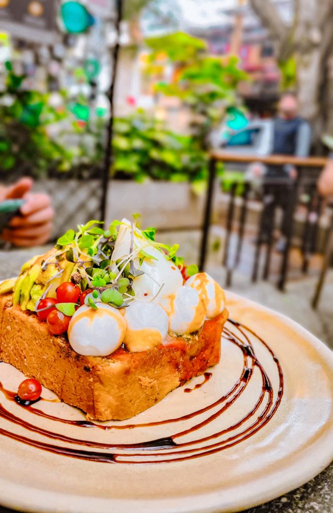 Brunch au Pergamino Café à Medellin, Colombie