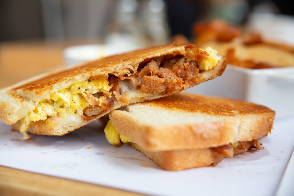 grilled cheese du brunch au café La Shop à Magog dans les Cantons-de-l'Est
